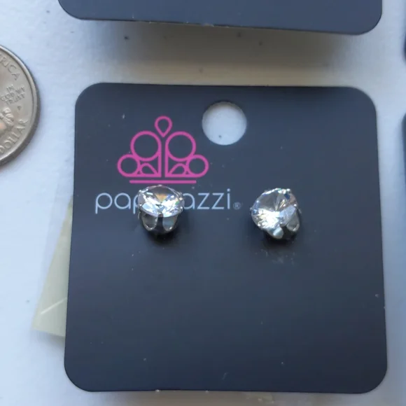 Paparazzi Jewelry Lot of 4 All Posts Diamond Style - Picture 4 of 5